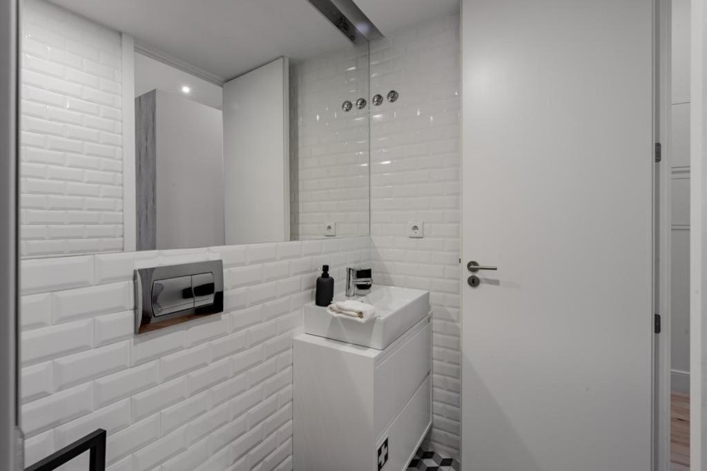 Sun Charming Apartment Порто Екстериор снимка